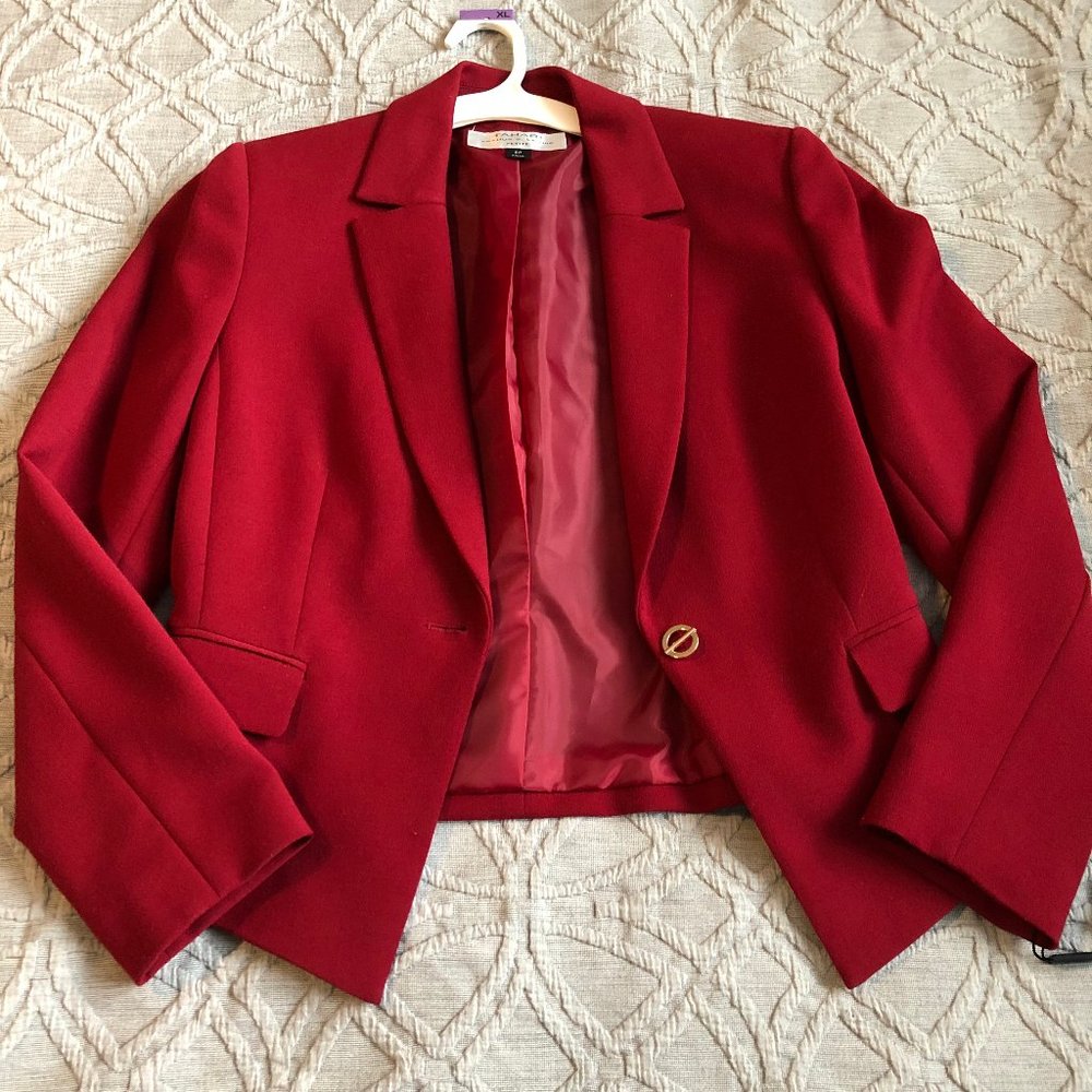 Red Tarhari blazer size 6P